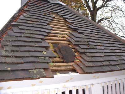 Partly tiled roof on the Village Well